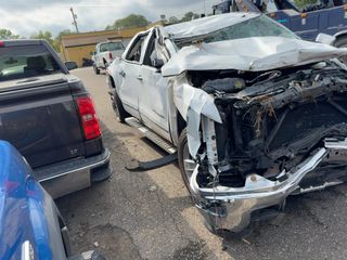 2014 Chevrolet Silverado 1500 LTZ - Primary Damage Right Image